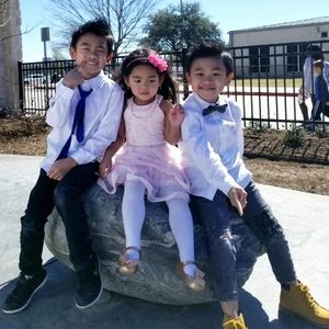 Meet your Posher, Mark earoll